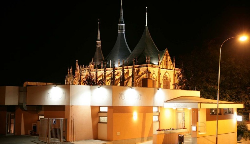 BARBORA Restaurant & Penzion Kutná Hora